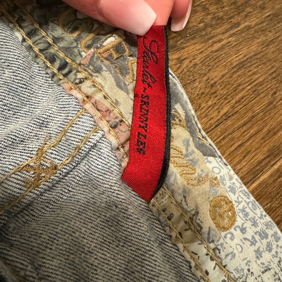 vintage Guess low-rise starlet skinny jeans! - Picture 7 of 8